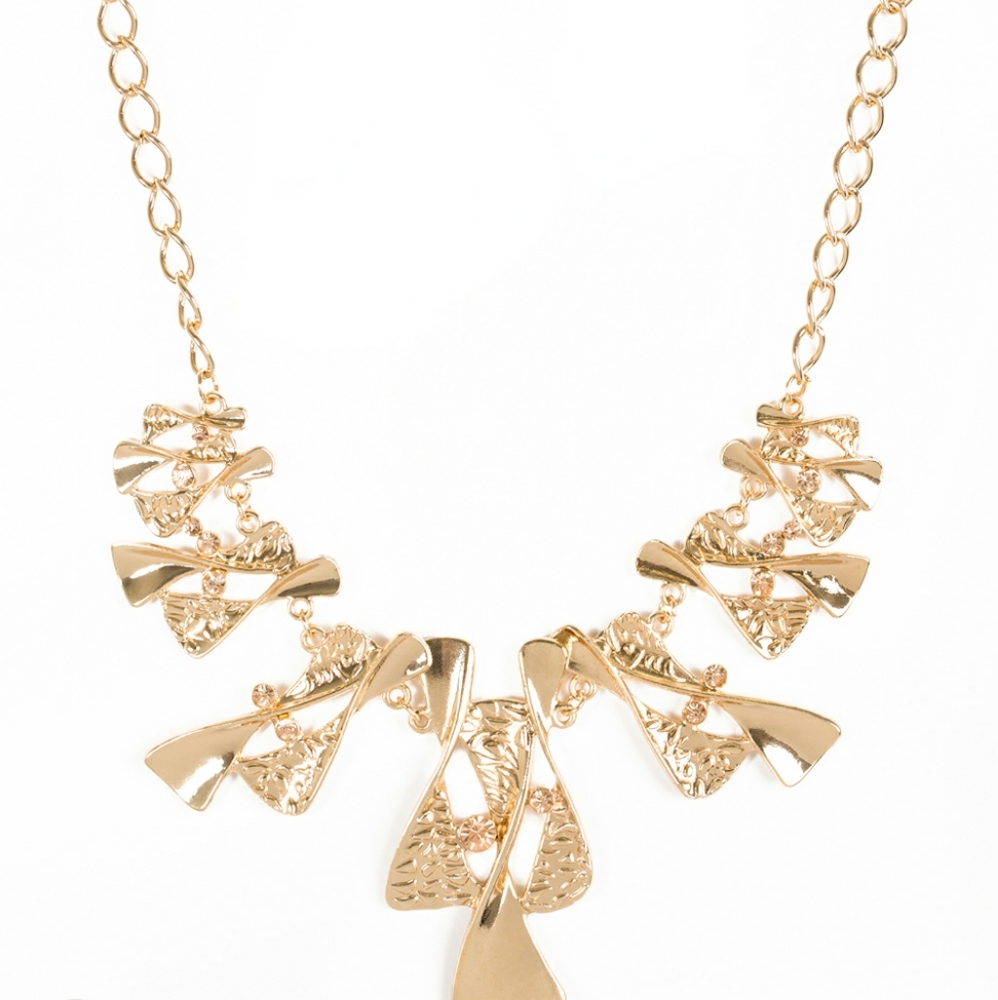 https://paparazziaccessories.com/360808/ - Picture 7 of 9